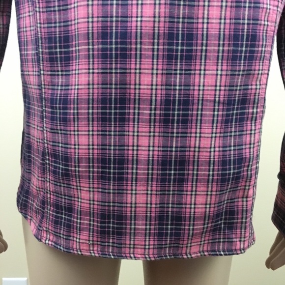 🌸 Bit & Bridle Small pink plaid snap button up - Picture 6 of 8